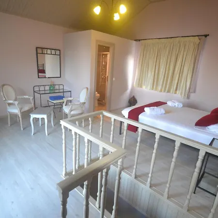 Harvest Moon Apartments-3