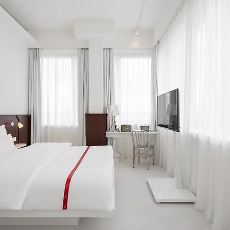 Ruby Leni Hotel Dusseldorf By Ihg-3