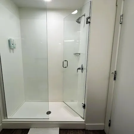 Quality Inn-3
