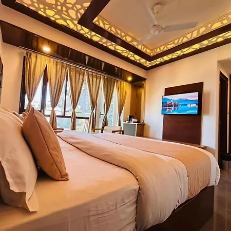 Himalayan Village Resort, Manali-2