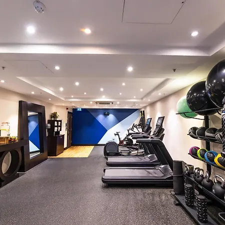 Doubletree By Hilton London Victoria-2