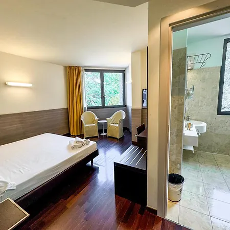 Continental Urban Art Hotel-2