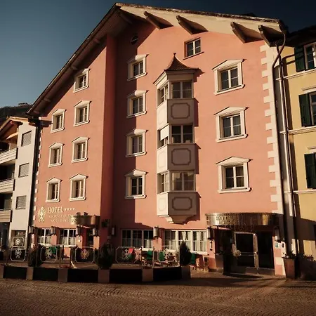 Cityhotel Goldener Adler B&B-3