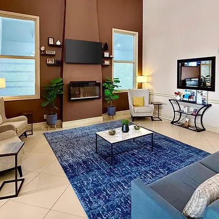 Comfort Inn & Suites Ambassador Bridge-3