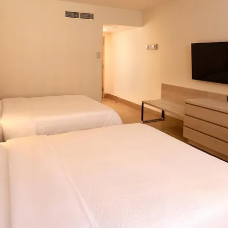Holiday Inn Express Monterrey Galerias-San Jeronimo By Ihg-2