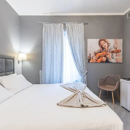 Prima Fila Premium Guest House-3