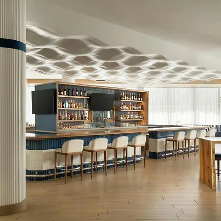 Maritime Hotel Fort Lauderdale Airport & Cruiseport-3