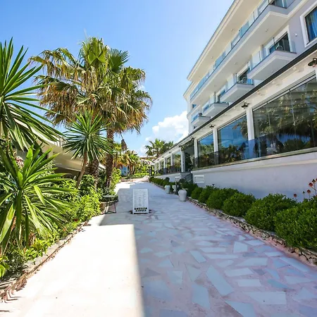 King Hotel Ksamil-2