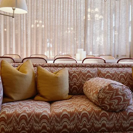 Hypernym Hotel & Suites-2