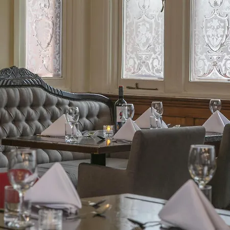 The Crown London, Worldhotels Distinctive-2