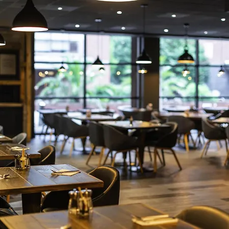 Novotel Leeds Centre-2