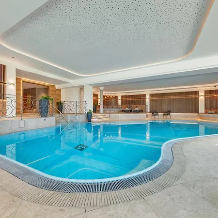 Apparthotel Talhof, Restaurant, Pool und Spa-3