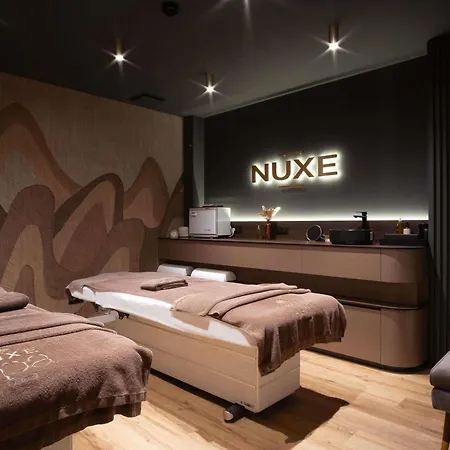 Mercure Saint-Lary-3