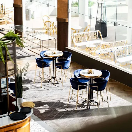 Novotel Wollongong Northbeach-3