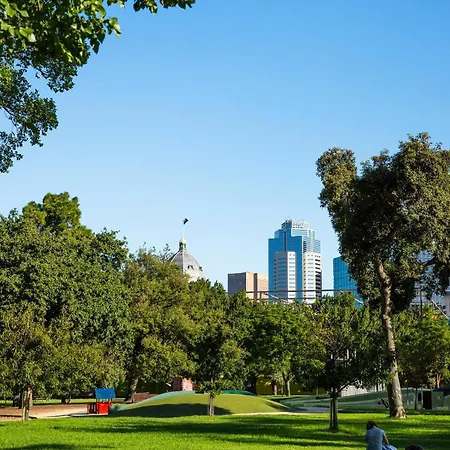 Crowne Plaza Melbourne Carlton By Ihg-2
