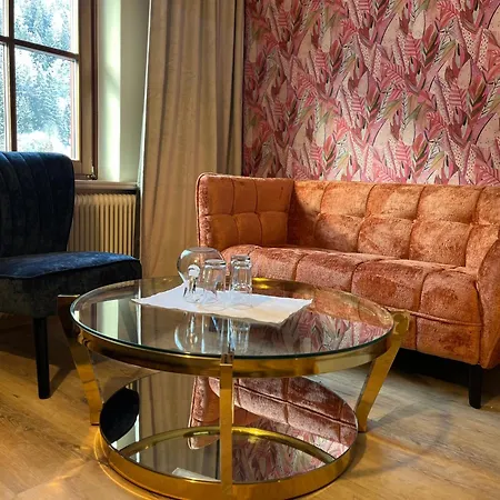 Landhotel Lindenhof-2