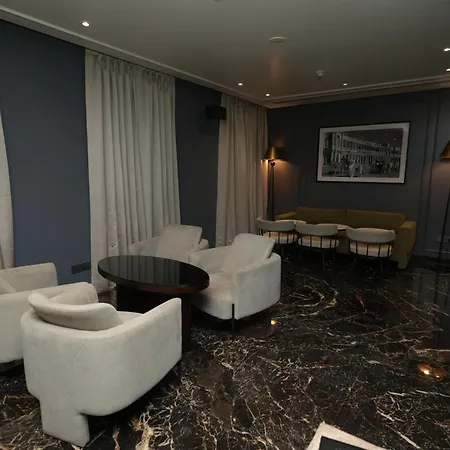 Radisson Blu Marina Hotel Connaught Place-2