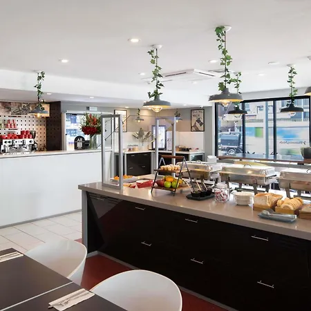 Ibis Newcastle-3