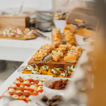 Antico Mondo Rooms & Suites-2
