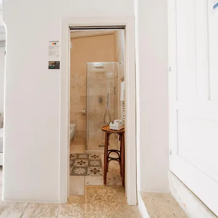 Antico Mondo Rooms & Suites-2