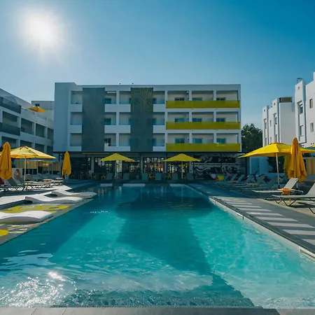 Ryans Lolas Ibiza - Adults Only-3