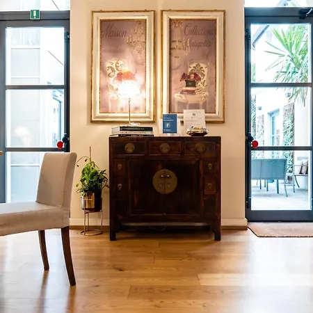 Townhouse 33 Boutique Hotel-3