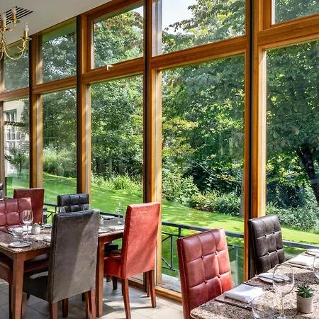 Bailbrook House Hotel, Bath-2