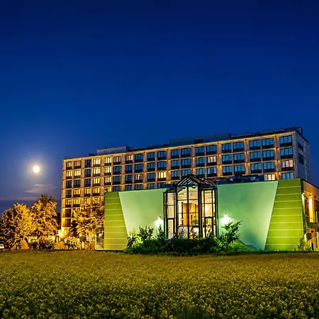 Main Taunus Zentrum Frankfurt Sulzbach By Sunday Hotels-3