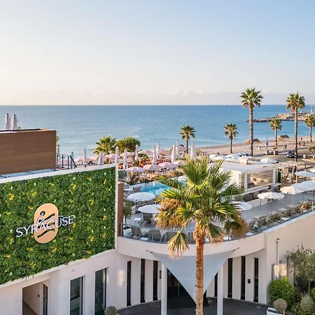 Mercure Villeneuve Loubet Plage-3