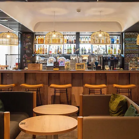 Novotel Bordeaux Centre Ville-3