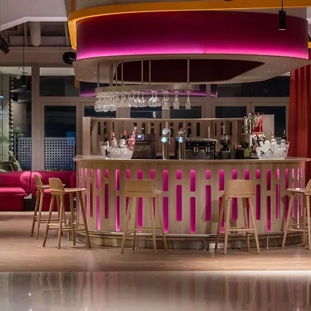 Ibis Styles Barcelona Sant Joan Despi-3