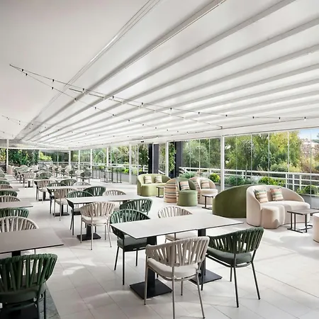 Courtyard By Marriott Rome Central Park-3
