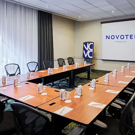 Novotel Toronto North York-3