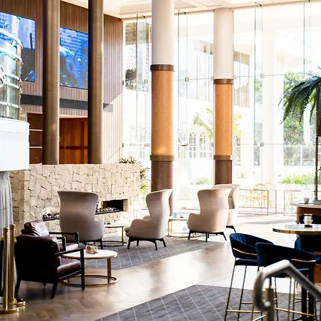 Novotel Wollongong Northbeach-2