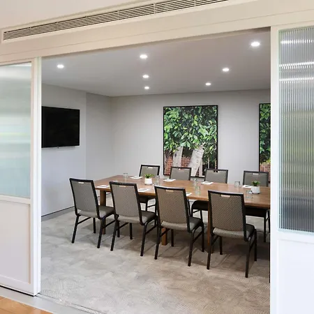 Mercure Sydney Blacktown-2