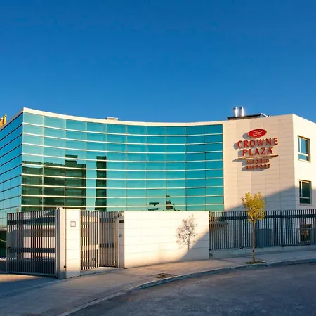 Hotel Crowne Plaza Madrid Airport-3