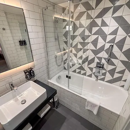 Holiday Inn London - Whitechapel By Ihg-2