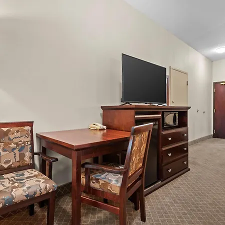 Comfort Inn & Suites Calgary Airport - South-2
