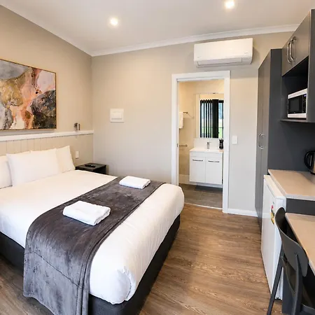 Traralgon Holiday Village-3