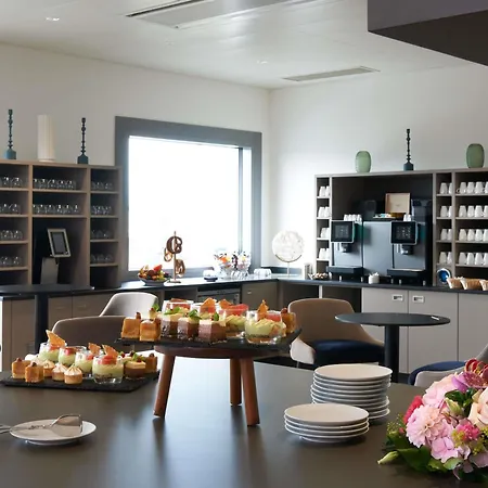 Mercure Geneva Airport-2
