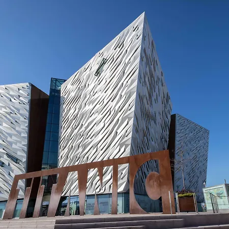 Clayton Hotel Belfast City-3