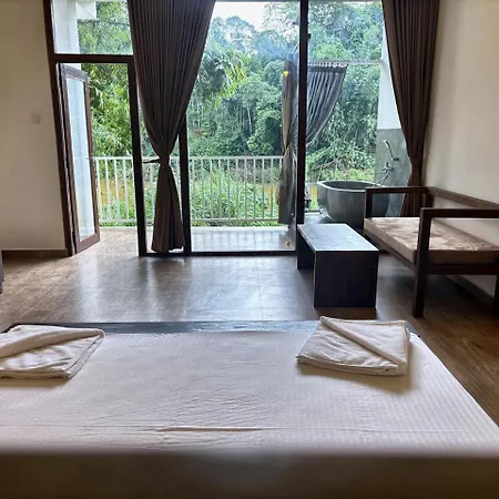 Kandy Cabana-3