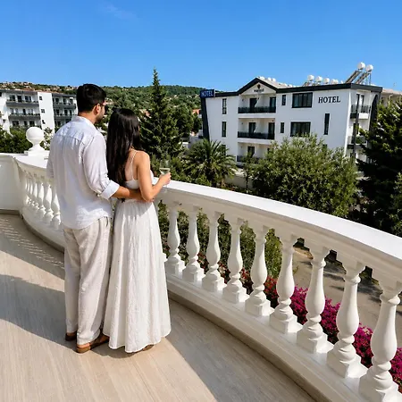 Vasiliu Boutique Hotel Ksamil-3
