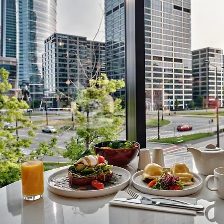 Crowne Plaza - Warsaw - The Hub By Ihg-2