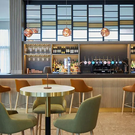 Courtyard By Marriott Sheffield-2