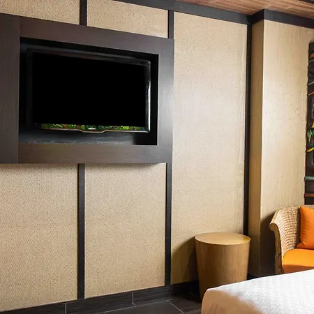 Fantasyland Hotel-2