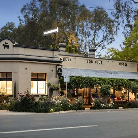 Cocknbull Boutique Hotel Echuca-3