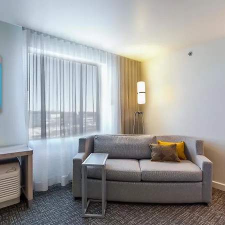 Courtyard By Marriott Montreal West Island/Baie D'Urfe-3