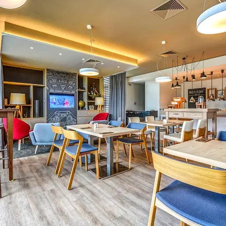 Holiday Inn Prague Airport By Ihg-3