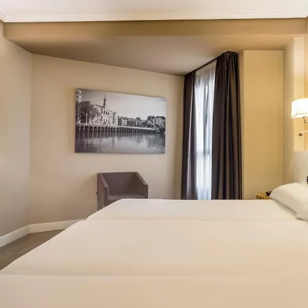 Hotel Ilunion Abando Bilbao-2